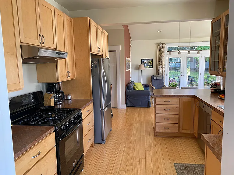10532 Palatine Ave N #A — Photo 4