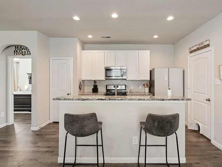 2221 Raider Dr — Photo 11