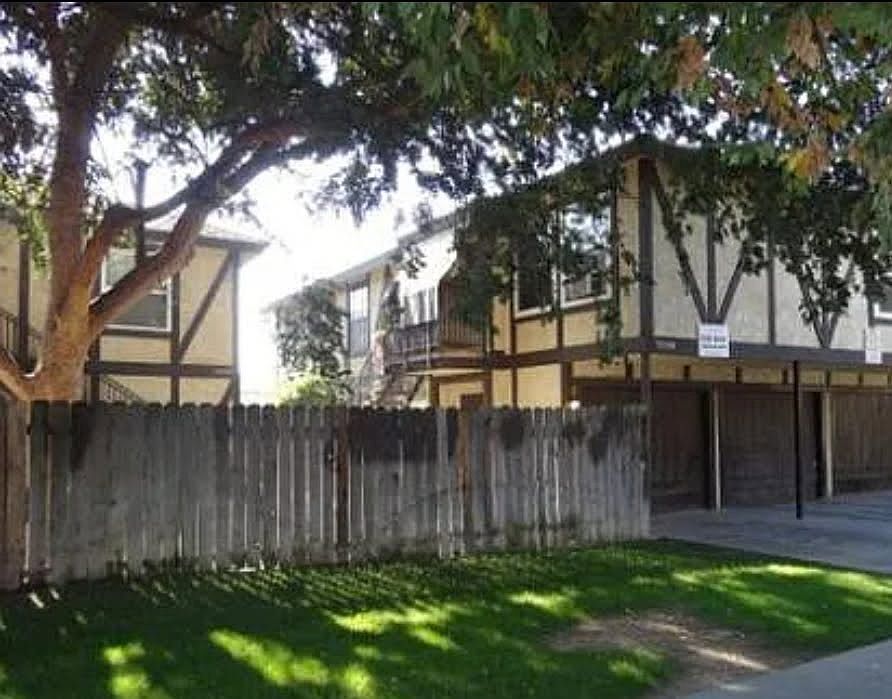 1st image of 3350 E Sierra Madre Ave #201