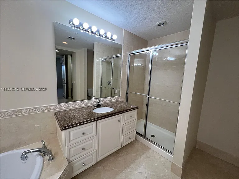 5 Harbour Isle Dr E #306 — Photo 20