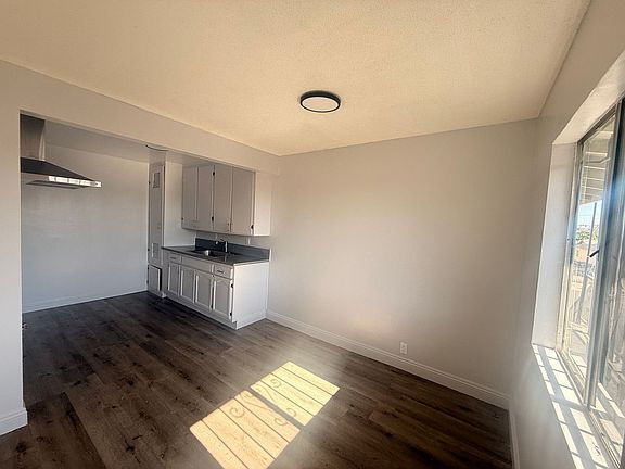 5th image of 1225 W 90th St APT 5