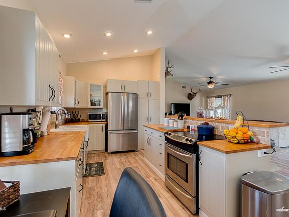 4th image of 6127 N 185th Ave