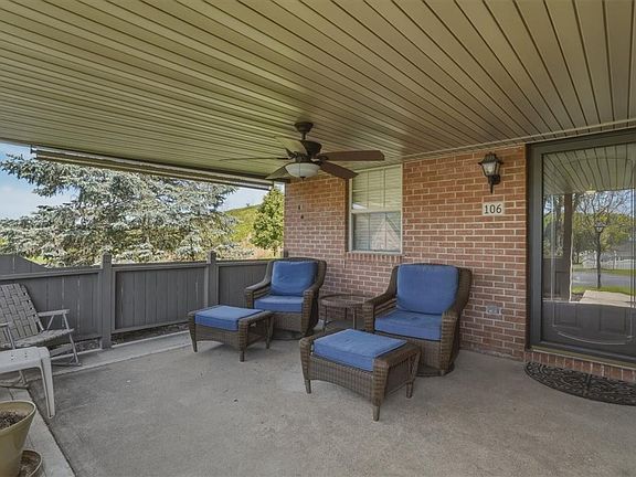 3rd image of 106 Barrington Dr
