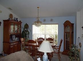 4th image of 1774 W Kenmore Dr