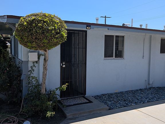 3rd image of 817 N Grandview Ave #817