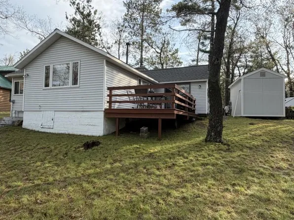 8863 E Log Cabin Trl, Atlanta, MI 49709