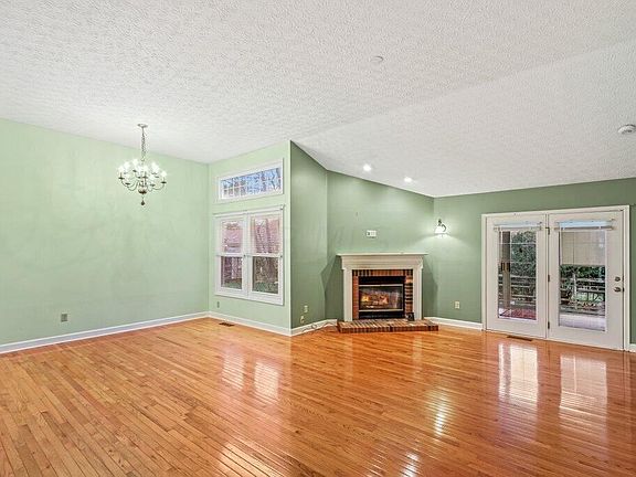 5th image of 5550 Edie Dr