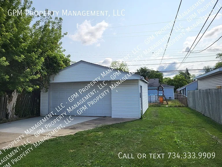14727 Mulberry St — Photo 3