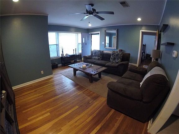 4th image of 4720 Melita Ave