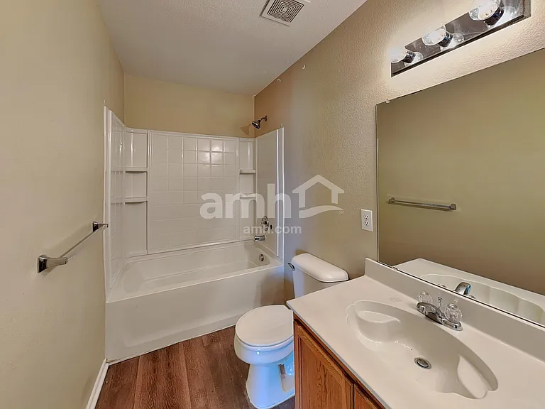 1704 Diamond Lake Trl — Photo 12