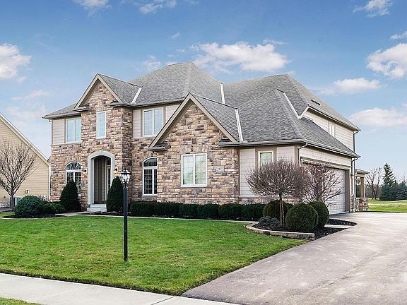 2nd image of 7437 New Albany Links Dr