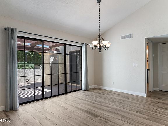 3rd image of 7717 S HEATHER Drive