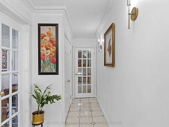 3rd image of 62 Wilton Dr