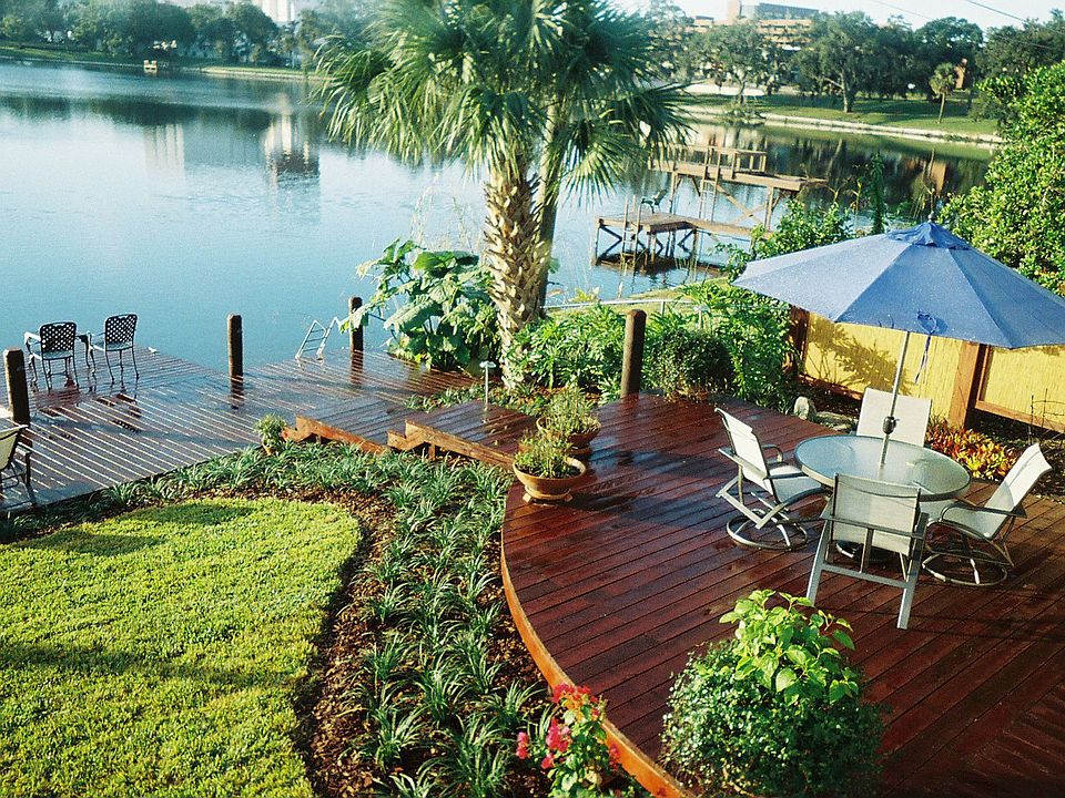 Lakefront Deck 