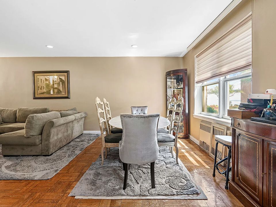 16221 Powells Cove Blvd Whitestone, NY, 11357 Apartments for Rent