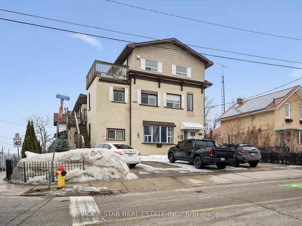 159 Church St #2, Kitchener, ON N2G 2S5