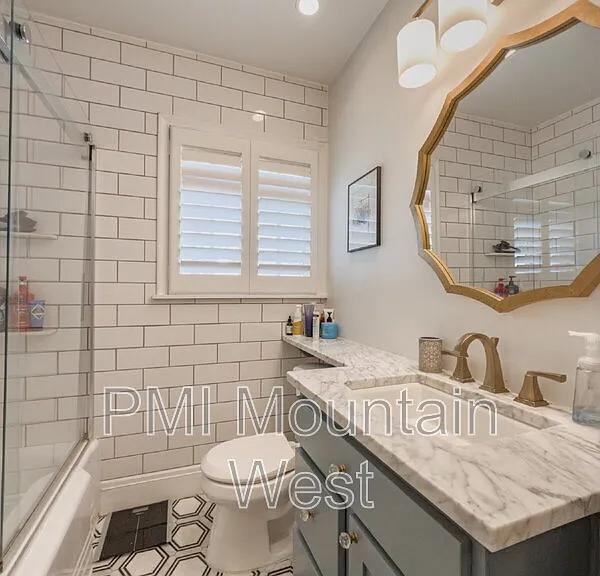 2122 S 1800 E — Photo 41
