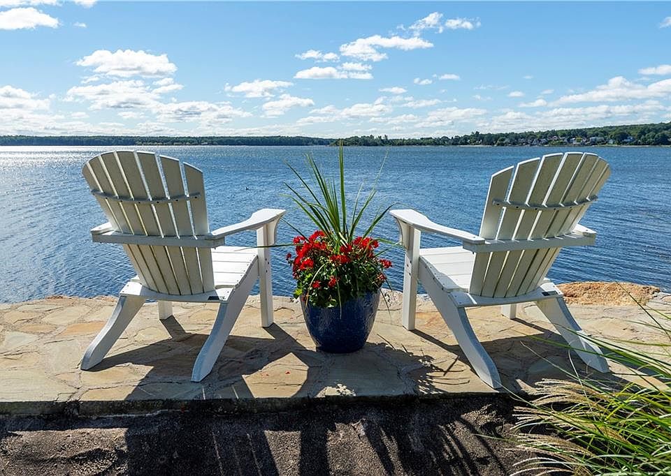 68 Melbourn Rd, Warwick, RI 02886 Zillow