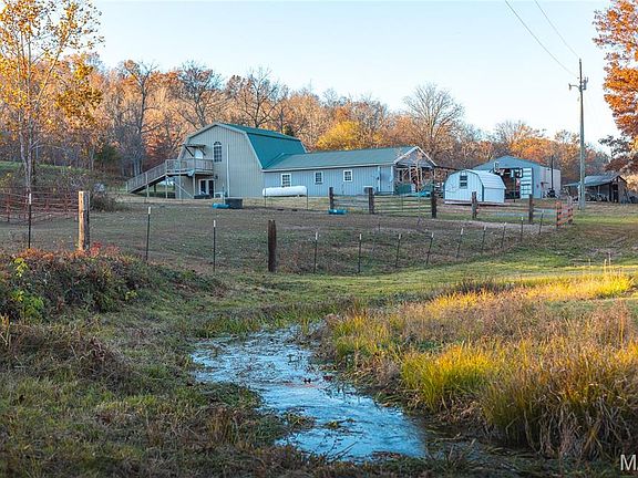 2nd image of 3385 County Road 5615