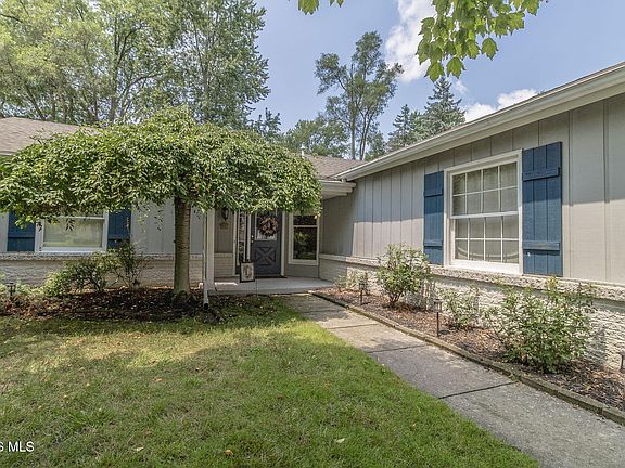 5th image of 2049 Willowhill Ln