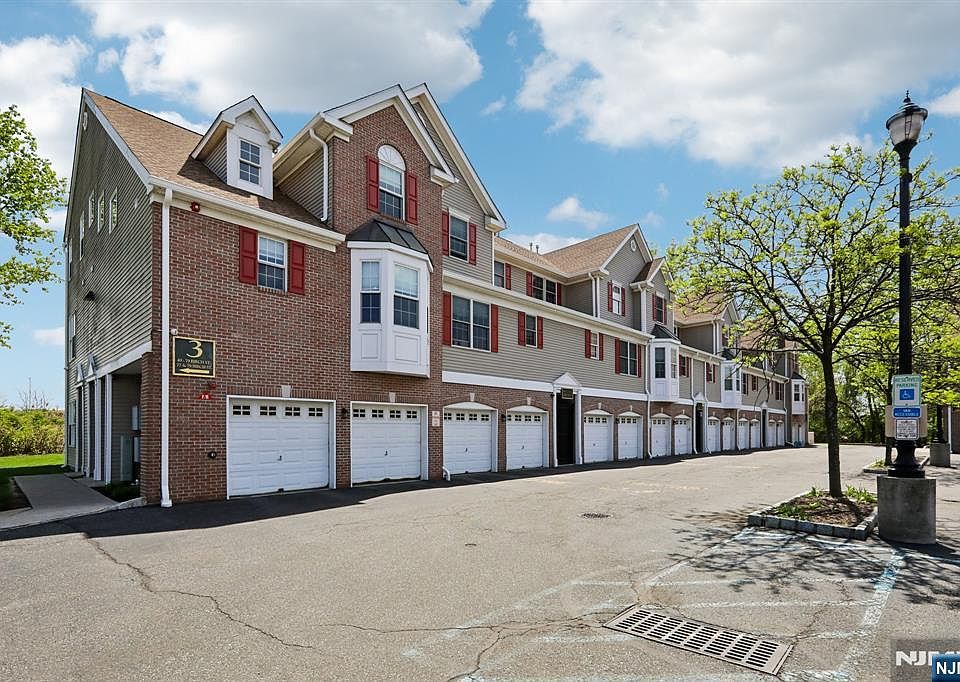 1st image of 59 Birch St #306