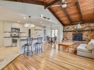 2945 Edgewater Dr, Edgewater, MD 21037