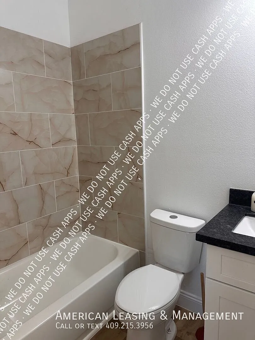 ** Move In Special ** — Photo 4