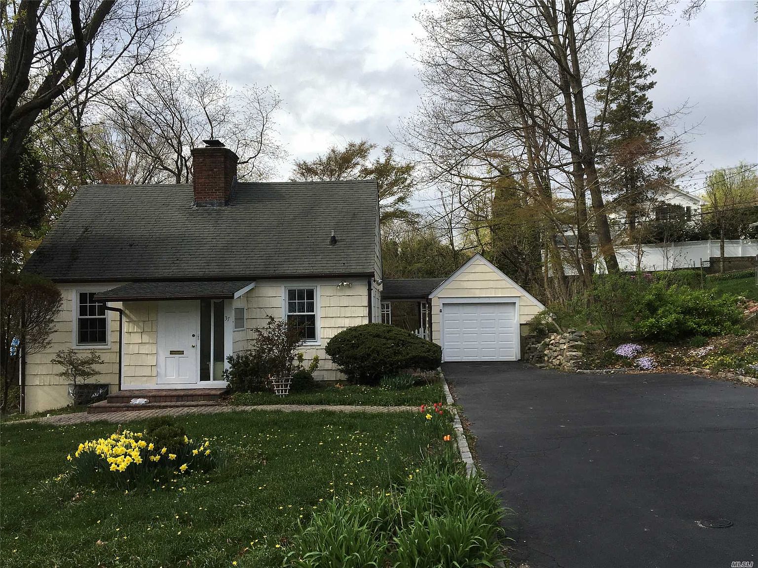 37 Bogart Ave, Port Washington, NY 11050 Zillow