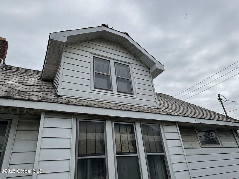 5th image of 809 Altamont Avenue
