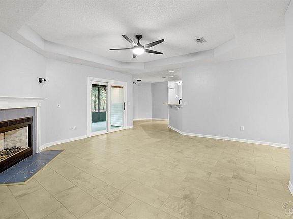 3rd image of 1800 Waterway Dr