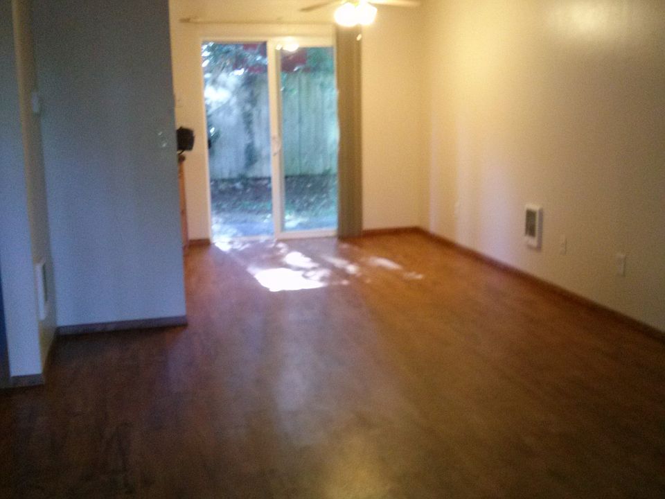 1st image of 7122 20th Ave SE APT 2