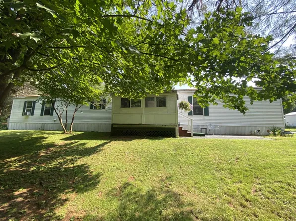 126 Robinson Road, East Montpelier, VT 05651