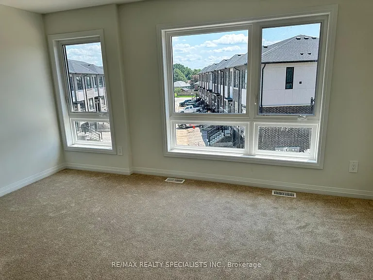 720 Grey St #19 — Photo 14