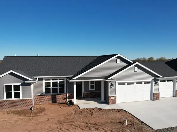 8378 Saint Norbert Dr, Neenah, WI 54956