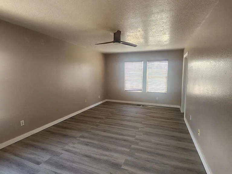 8404 Casa Morena Ct NW — Photo 10