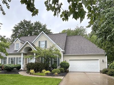 592 Charles Pl, Highland Heights, OH, 44143