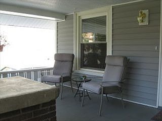 3rd image of 1917 Oxford Ave SW