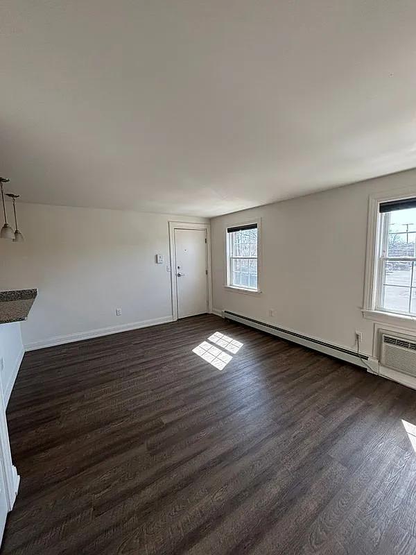 1 bed, 1.0 bath, 560 sqft, $1,415 — Photo 4