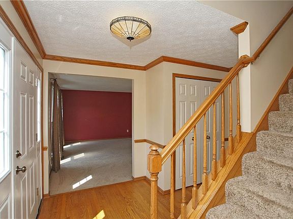 2nd image of 2113 Parkview Dr