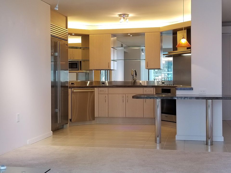 1st image of 88 Piikoi St APT 1502