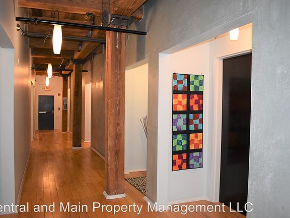 3rd image of 220 W Jackson Ave APT 303