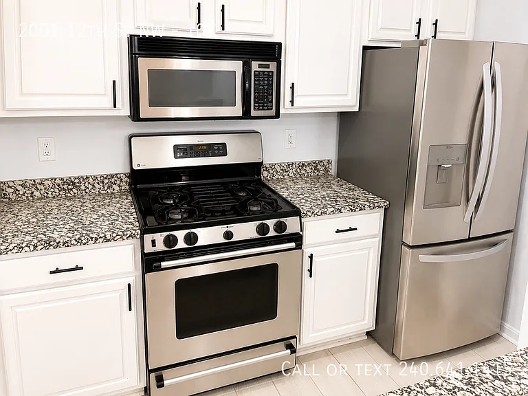 2001 12th St NW #107 — Photo 6