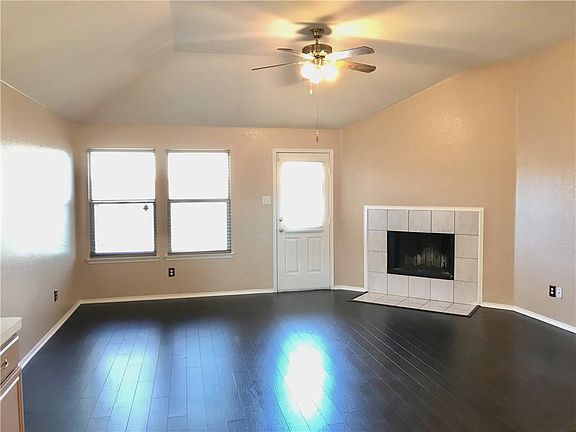 4th image of 6721 Waterlilly Dr