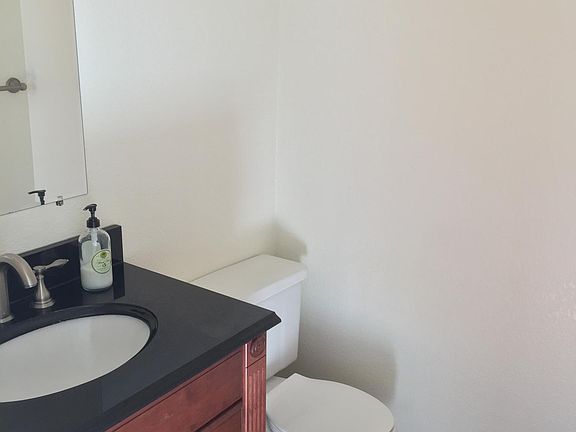 1/2 bath