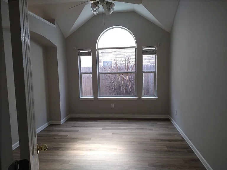 8706 Priest River Dr — Photo 14