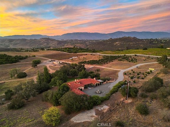 2nd image of 30718 Mesa Crest Rd