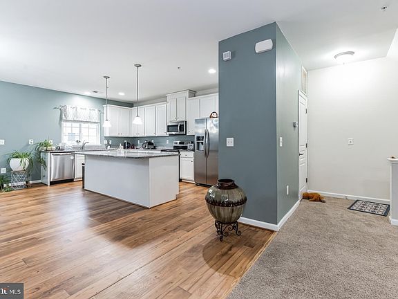 2nd image of 14820 Mason Creek Cir