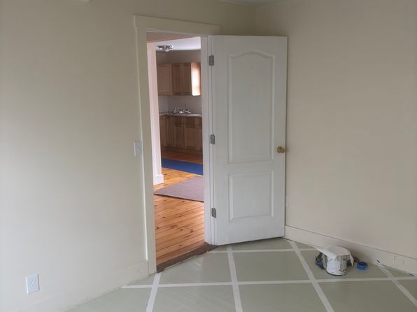 21-23 Lincoln Ave #2