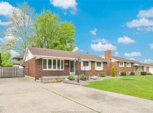 1570 Laurier Dr, Lasalle, ON N9J1N5