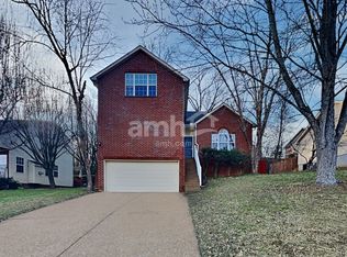 1918 Dunedin Dr, Old Hickory, TN 37138